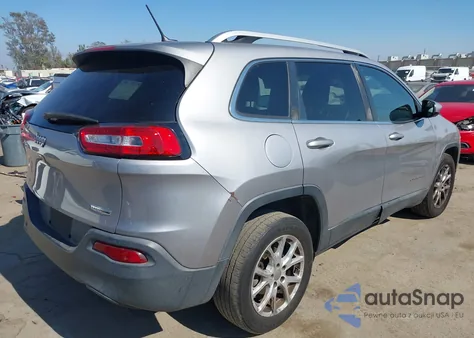 2018 Jeep Cherokee Latitude Fwd z USA, uszkodzony, nr VIN 1C4PJLCB5JD615230